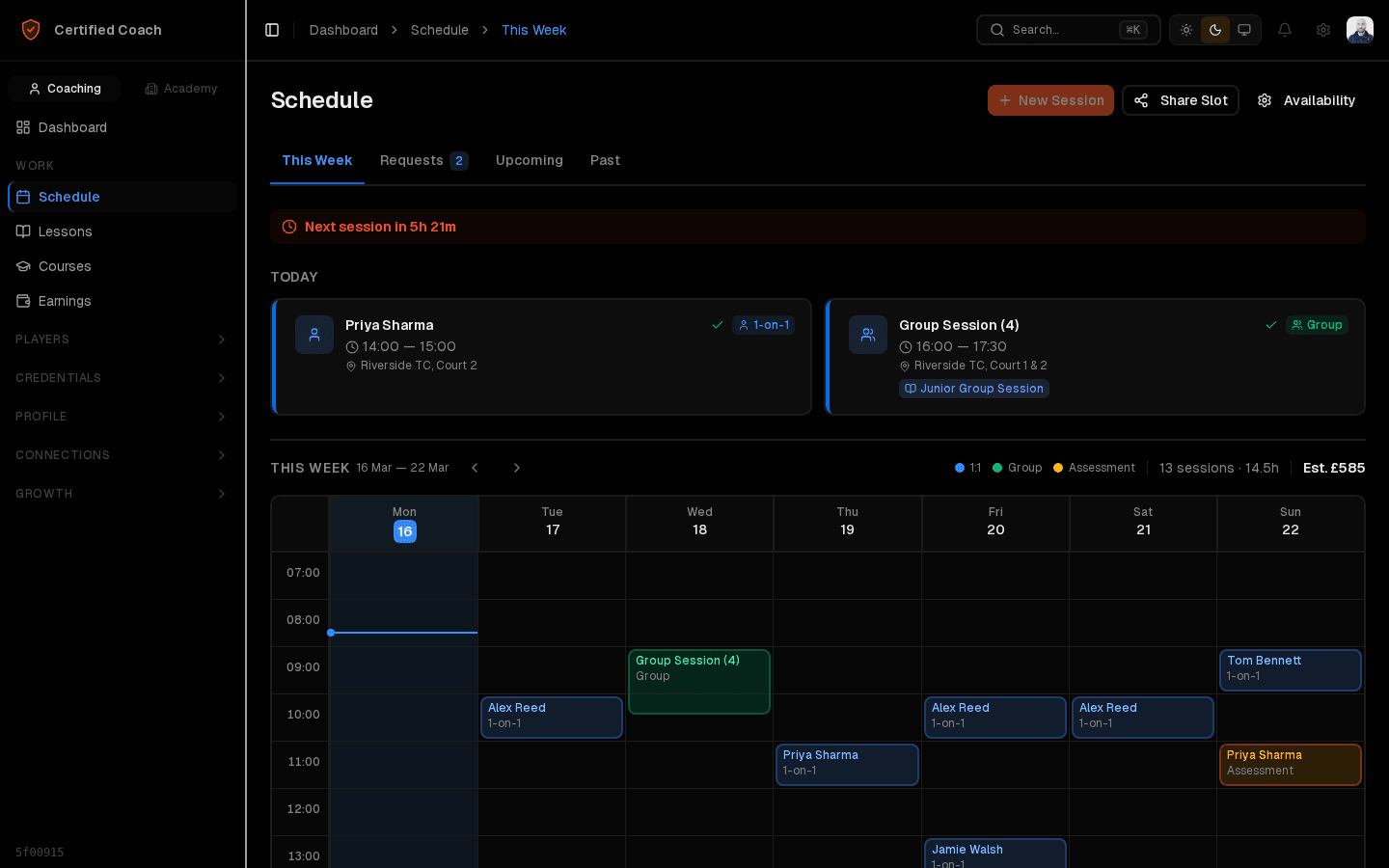 Coach schedule — weekly calendar with sessions, countdown timer, and today view